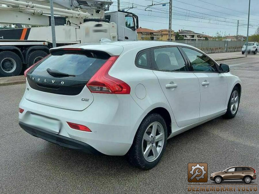 Motoras stergatoare volvo v40 2005