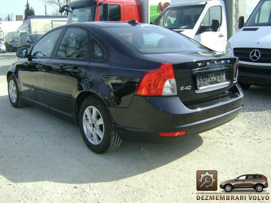 Stalp fata volvo s40 2006